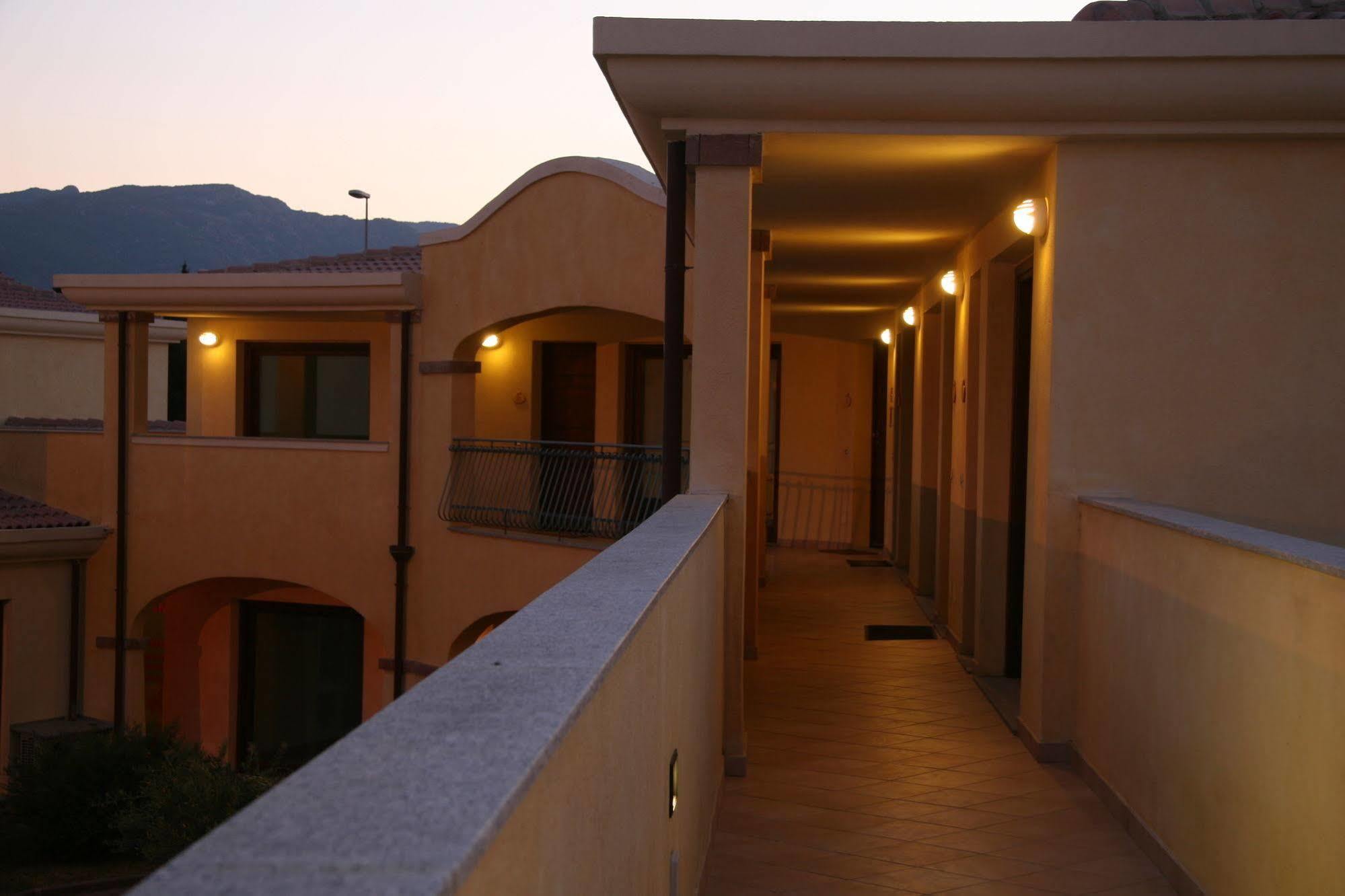 Home Mini Resort Capoterra Zewnętrze zdjęcie